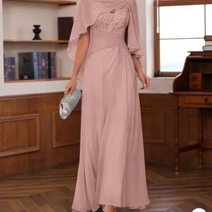 Elegant Lace Evening Gown in Dusty Rose
